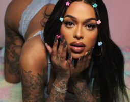 Travesti TS Carla Amaral